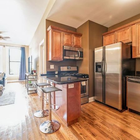 שיקגו Lovely 2 Bed 3 Miles From Dt W Free Parking מראה חיצוני תמונה