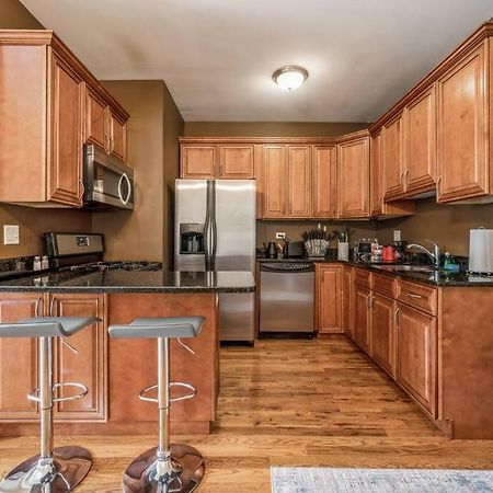 שיקגו Lovely 2 Bed 3 Miles From Dt W Free Parking מראה חיצוני תמונה