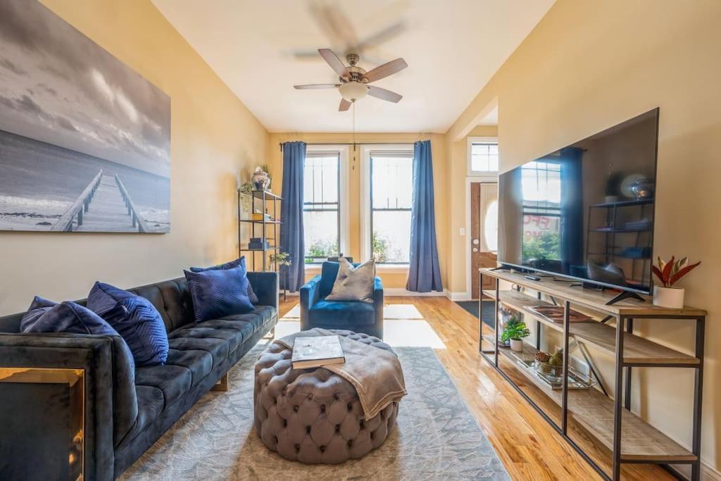 שיקגו Lovely 2 Bed 3 Miles From Dt W Free Parking מראה חיצוני תמונה