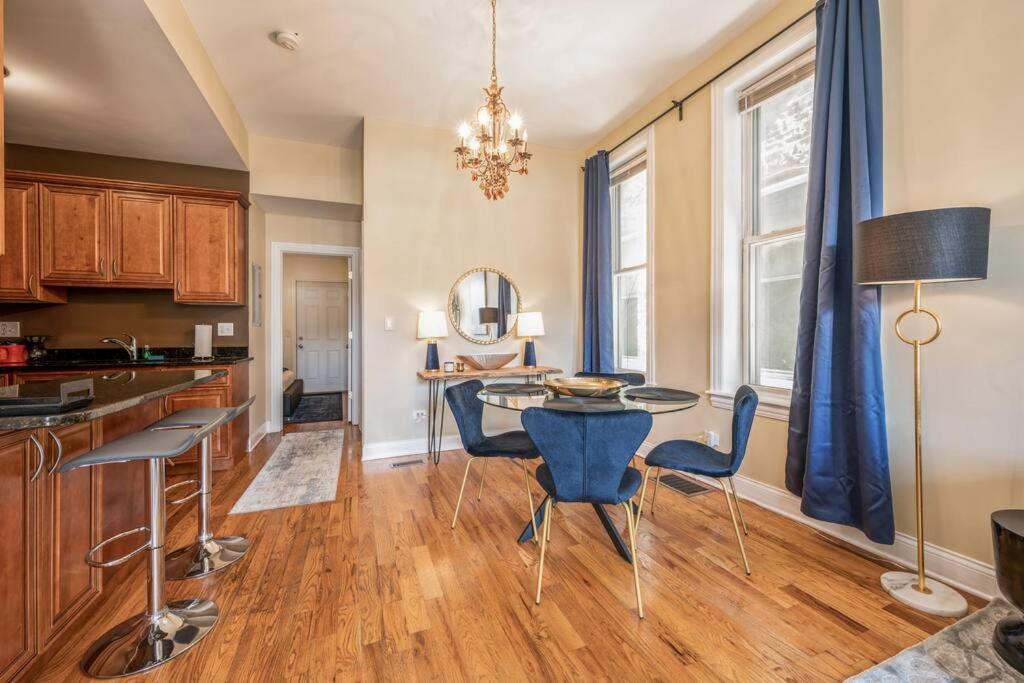 שיקגו Lovely 2 Bed 3 Miles From Dt W Free Parking מראה חיצוני תמונה